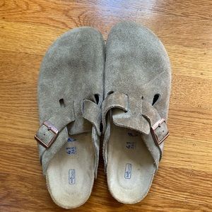 Birkenstock Bostons men’s size 8-8.5 narrow